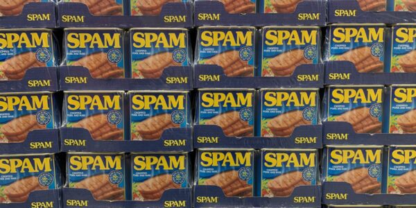 The Spam Report: The State of Unsolicited Marketing in 2022 (plus, tips from 7 legit marketers)
