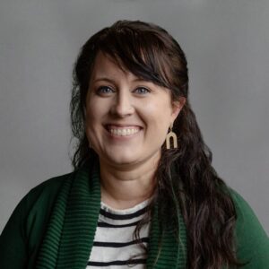 Kendra Stewart headshot