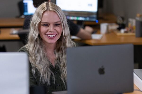 Jennifer working at her deskt